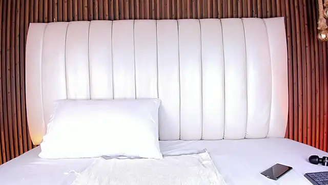 SandraMilerr online show from 06.17.26