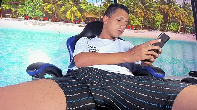 BigMonstercoks69 online show from 03.02.26