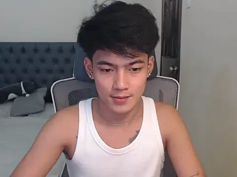 Snapshot of Prince_kiyoshi chatting on 06.18.26 Prince kiyoshi online show from 06.18.26