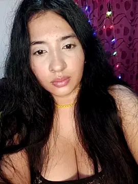 Snapshot of VALENTINA_ROUSE_ chatting on 10.30.25 VALENTINA ROUSE online show from 10.30.25