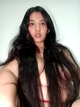 Snapshot of VALENTINA_ROUSE_ chatting on 11.09.25 VALENTINA ROUSE online show from 11.09.25