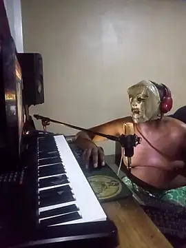 OnlyMoneyIwanT online show from 02.24.26