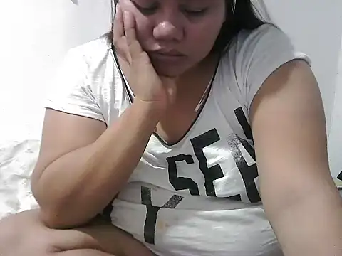 Snapshot of xxwild_pussyxx chatting on 04.25.26 xxwild pussyxx online show from 04.25.26