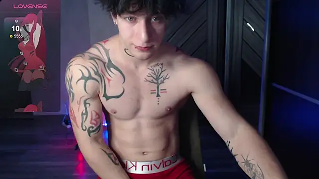 Snapshot of Brendan__Piks chatting on 11.16.25 Brendan Piks online show from 11.16.25