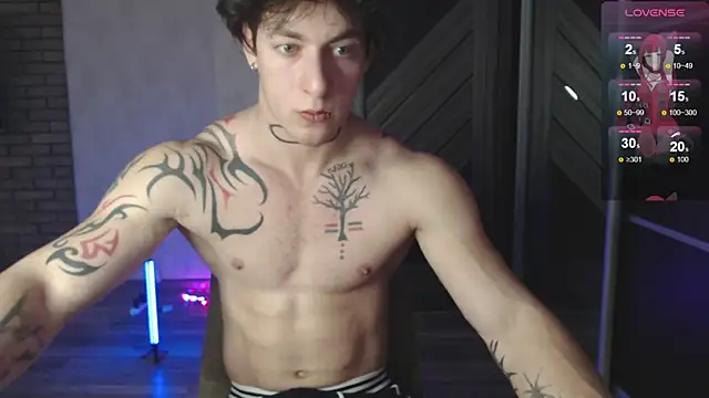 Snapshot of Brendan__Piks chatting on 11.24.25 Brendan Piks online show from 11.24.25