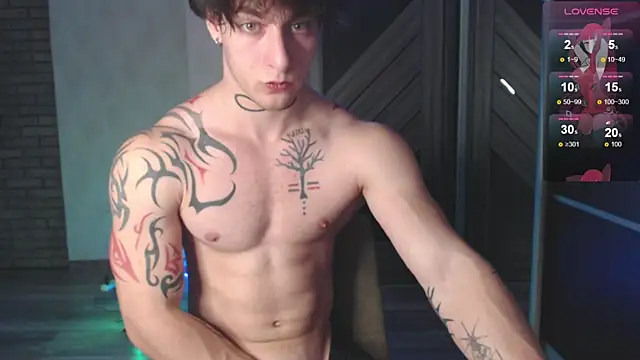 Snapshot of Brendan__Piks chatting on 11.26.25 Brendan Piks online show from 11.26.25