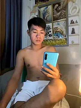 xshyboyx online show from 09.10.25