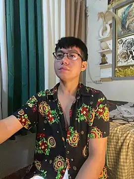 xshyboyx online show from 06.25.26