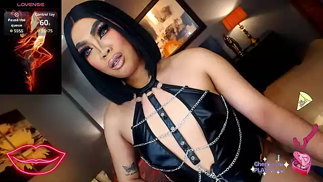 FridaHumphrey online show from 11.17.25