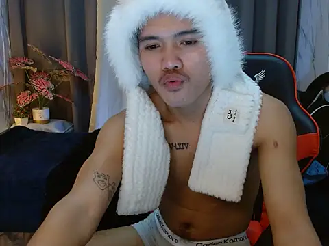 YourNaughtyTwink 69 online show from 03.17.26