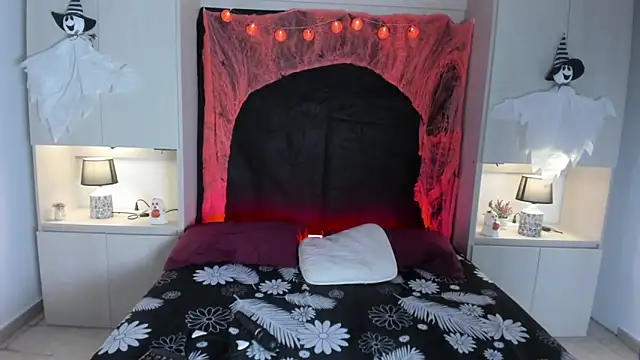 CamiGox online show from 10.16.25