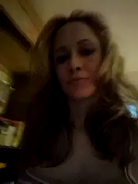 Miasiren online show from 10.10.25