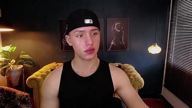 Snapshot of deivid_parker chatting on 09.15.25 deivid parker online show from 09.15.25