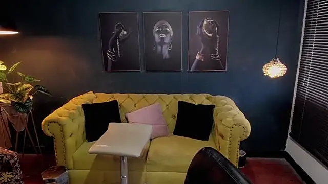 Snapshot of deivid_parker chatting on 10.28.25 deivid parker online show from 10.28.25