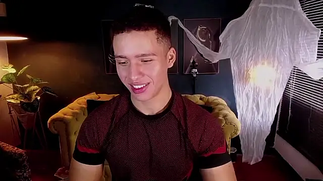 Snapshot of deivid_parker chatting on 11.01.25 deivid parker online show from 11.01.25