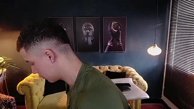 Snapshot of deivid_parker chatting on 02.03.26 deivid parker online show from 02.03.26