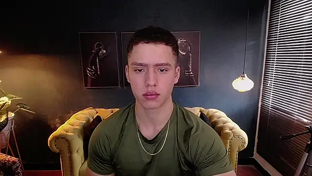 Snapshot of deivid_parker chatting on 02.21.26 deivid parker online show from 02.21.26