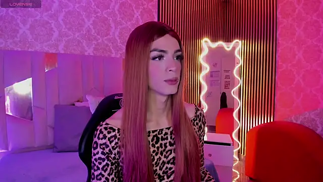 LIHIAN TAY online show from 10.31.25