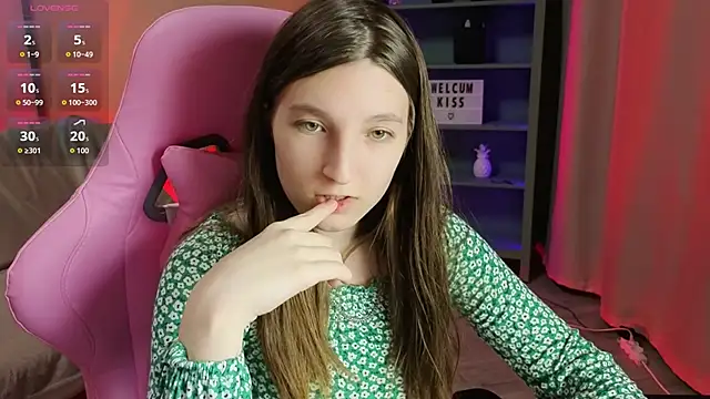 Mia Myles online show from 11.12.25