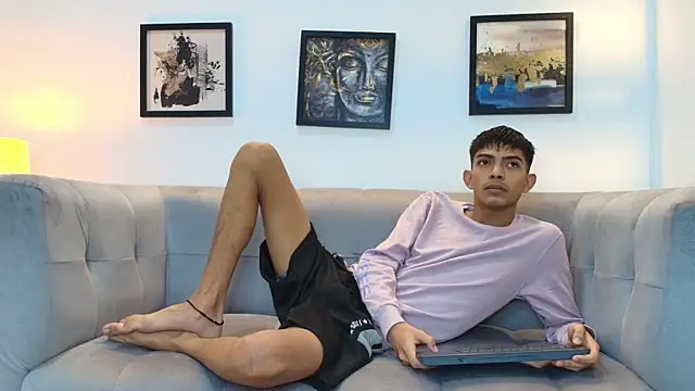 PRETTY SEX1 online show from 01.06.26