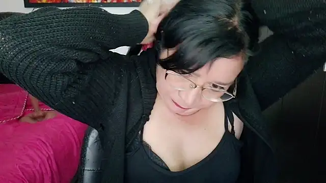Snapshot of Grace_mature_milf chatting on 06.22.26 Grace mature milf online show from 06.22.26