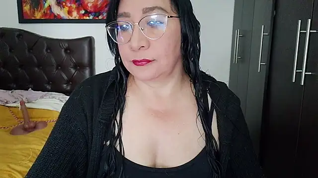 Snapshot of Grace_mature_milf chatting on 07.08.26 Grace mature milf online show from 07.08.26