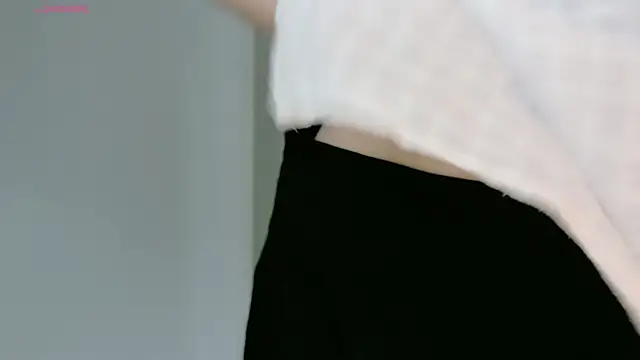 Ryeon 99 online show from 05.04.26