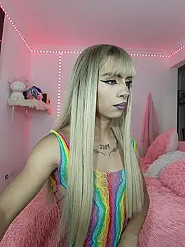 Snapshot of annie_thomson00 chatting on 01.12.26 annie thomson00 online show from 01.12.26