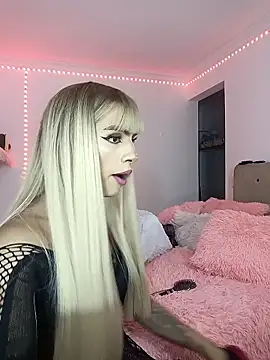 Snapshot of annie_thomson00 chatting on 01.13.26 annie thomson00 online show from 01.13.26