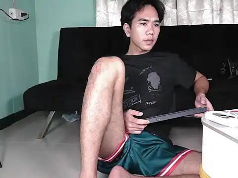 Snapshot of Darkevion chatting on 06.02.26 Darkevion online show from 06.02.26
