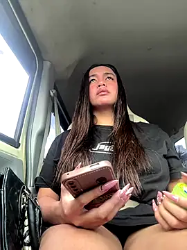 urasianlady online show from 10.25.25