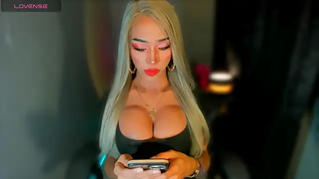 AiraCumSlut online show from 05.20.26