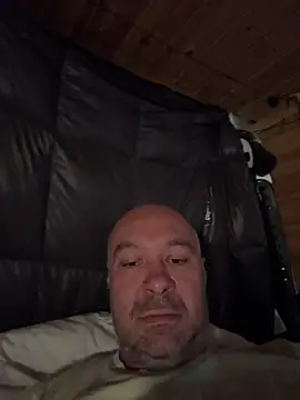 Snapshot of annubis69 chatting on 04.19.26 annubis69 online show from 04.19.26