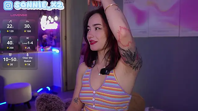 Snapshot of Sonnie_mami chatting on 01.10.26 Sonnie mami online show from 01.10.26