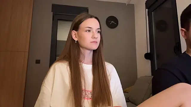 Snapshot of TenDouble chatting on 10.18.25 TenDouble online show from 10.18.25