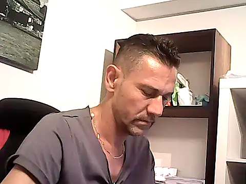Snapshot of mastercharisma35 chatting on 05.15.26 mastercharisma35 online show from 05.15.26