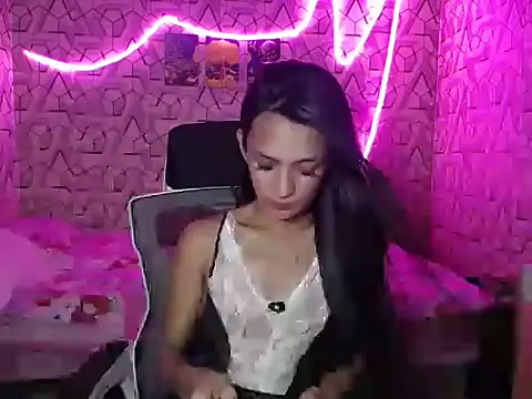 Snapshot of ValarieEater chatting on 07.16.26 ValarieEater online show from 07.16.26