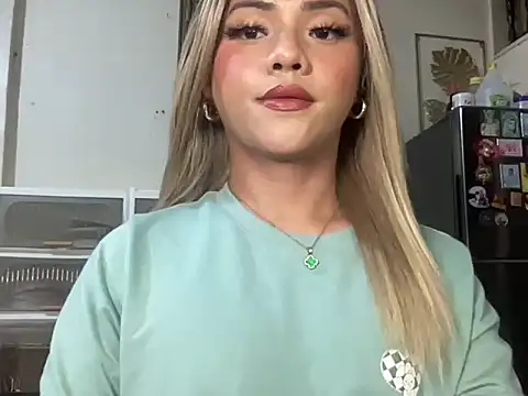 Snapshot of calimonroe chatting on 03.14.26 calimonroe online show from 03.14.26