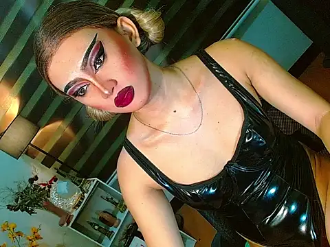 Queen yasii 88 online show from 05.04.26
