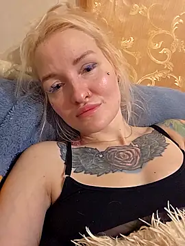 KateMonroe online show from 04.25.26