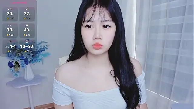 Snapshot of -Rose-Lucky- chatting on 10.15.25 -Rose-Lucky- online show from 10.15.25