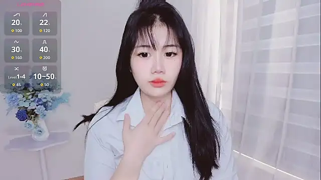 Snapshot of -Rose-Lucky- chatting on 10.21.25 -Rose-Lucky- online show from 10.21.25