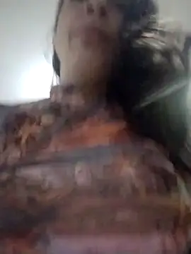 Snapshot of chicalunar24 chatting on 11.20.25 chicalunar24 online show from 11.20.25