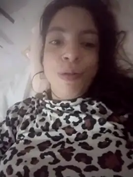 Snapshot of chicalunar24 chatting on 11.25.25 chicalunar24 online show from 11.25.25