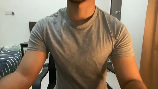 Hotmaskedboi online show from 10.25.25