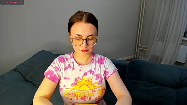 MewStella online show from 04.25.26