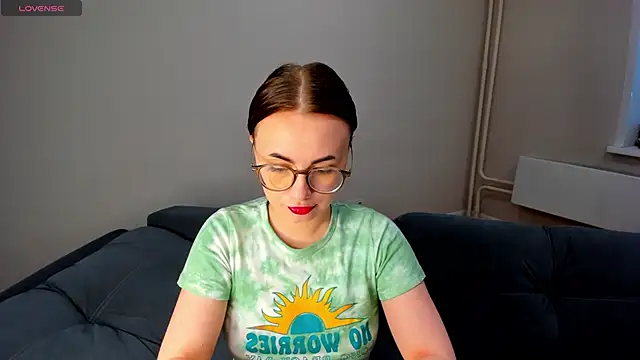 MewStella online show from 05.17.26