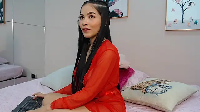 zooombee online show from 06.30.26