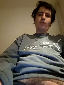 Snapshot of hugecock4u1990 chatting on 01.13.26 hugecock4u1990 online show from 01.13.26