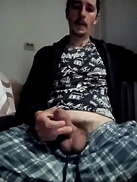 hugecock4u1990 online show from 04.13.26